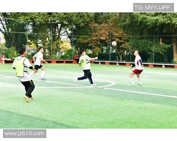 南京足球队在挑战赛中的力量表现分析与点评 南京足球队在挑战赛中的力量表现分析与点评