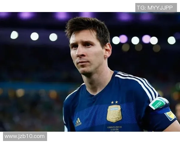 泰兴足球明星盘点：那些在绿茵场上闪耀的本土英雄与传奇人物